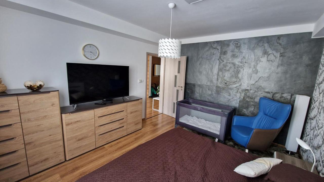 Apartment Panorama 35C - Apartman So Saunou ドノヴァリ エクステリア 写真