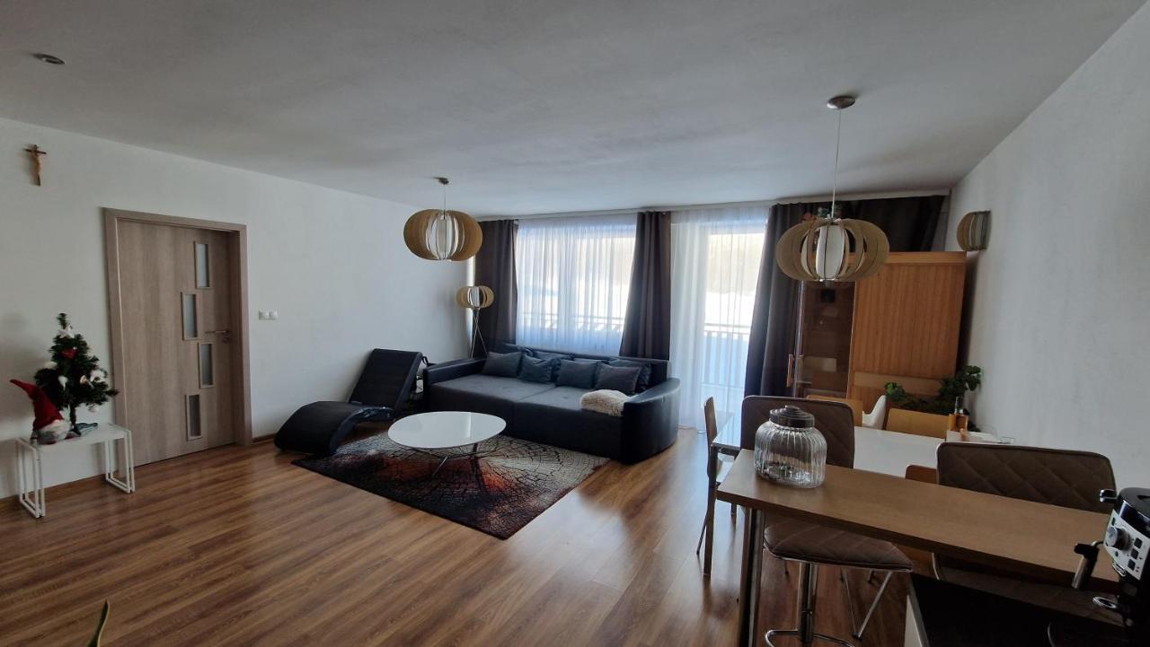 Apartment Panorama 35C - Apartman So Saunou ドノヴァリ エクステリア 写真